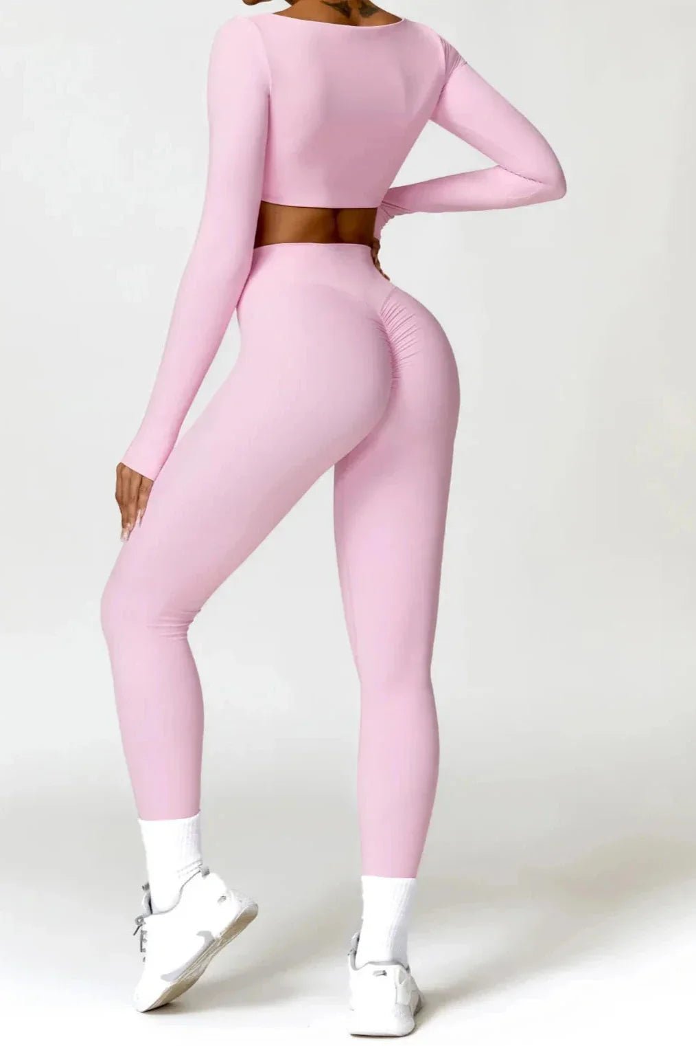 LEONI | Bekväm sömlös yoga leggings och trendig långärmad crop top-set